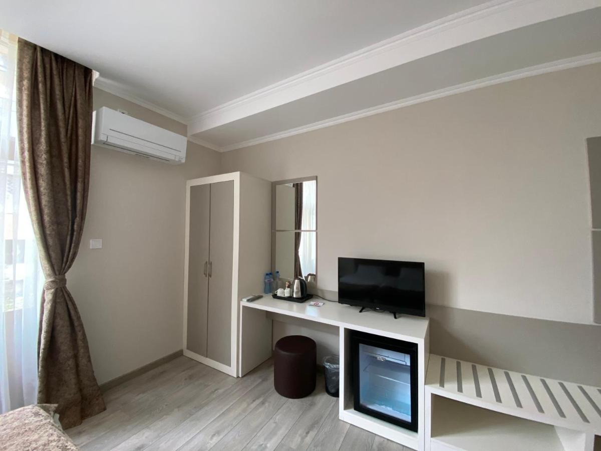 Comfort Guest Rooms Kazanlŭk المظهر الخارجي الصورة