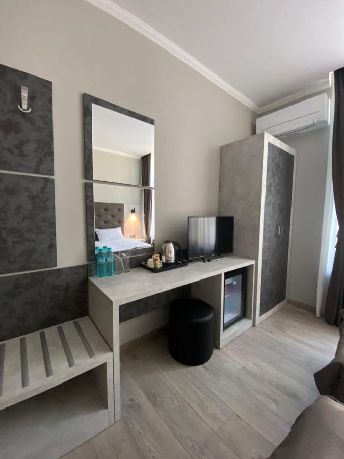 Comfort Guest Rooms Kazanlŭk المظهر الخارجي الصورة