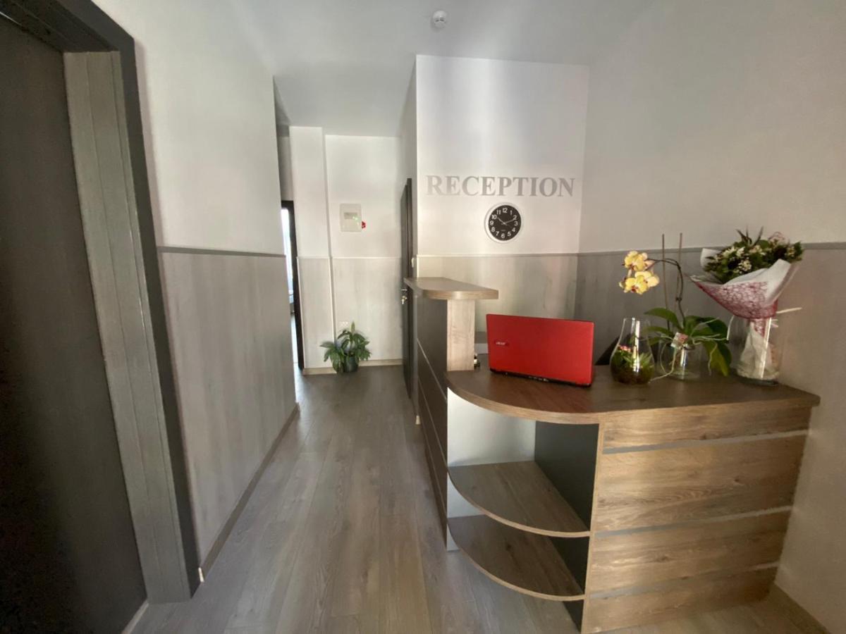 Comfort Guest Rooms Kazanlŭk المظهر الخارجي الصورة